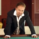 daniel negreanu attacca