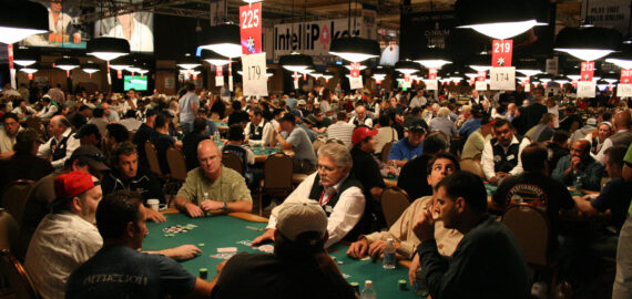 Torneo di Poker: Consigli e Strategie, come giocarli