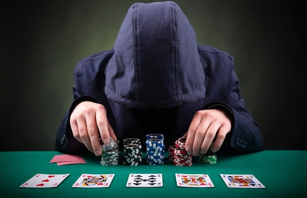 pokerplayers-620x400