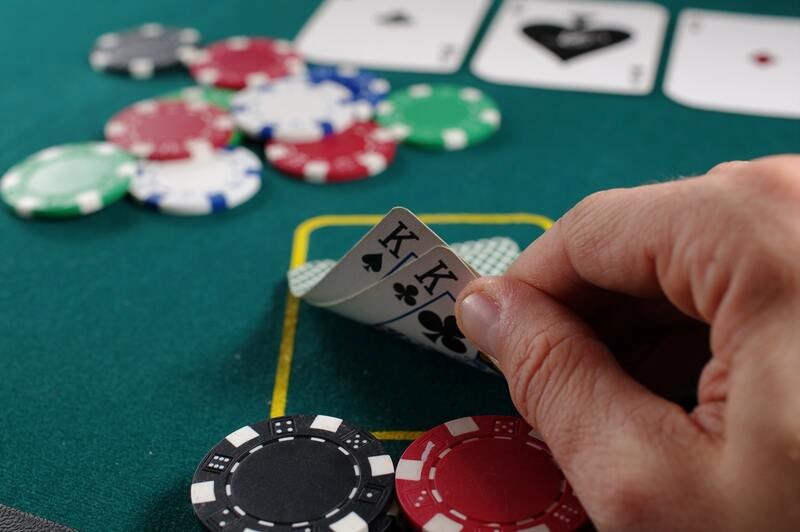 Poker Texas Hold'em: la storia dietro uno dei giochi di carte più famoso al  mondo