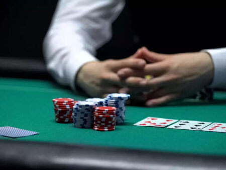 Strategie Vincenti per Affrontare la Short Stack nel Poker Turbo