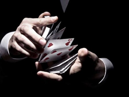 Come vincere al Poker: migliori strategie, trucchi e consigli per principianti