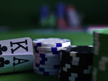 Oltre le Odds: l’approccio matematico al Poker